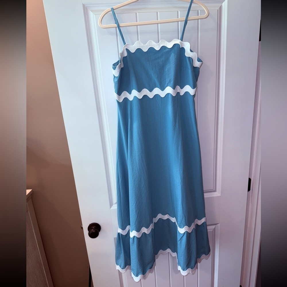Women’s KIRUNDO blue and white Ric rac midi dress- Size medium - Picture 2 of 9